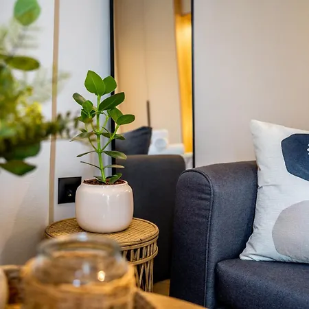 Athena & Phevos Luxury With View In Holiday home